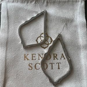 Kendra Scott Sophee Earrings in Silver